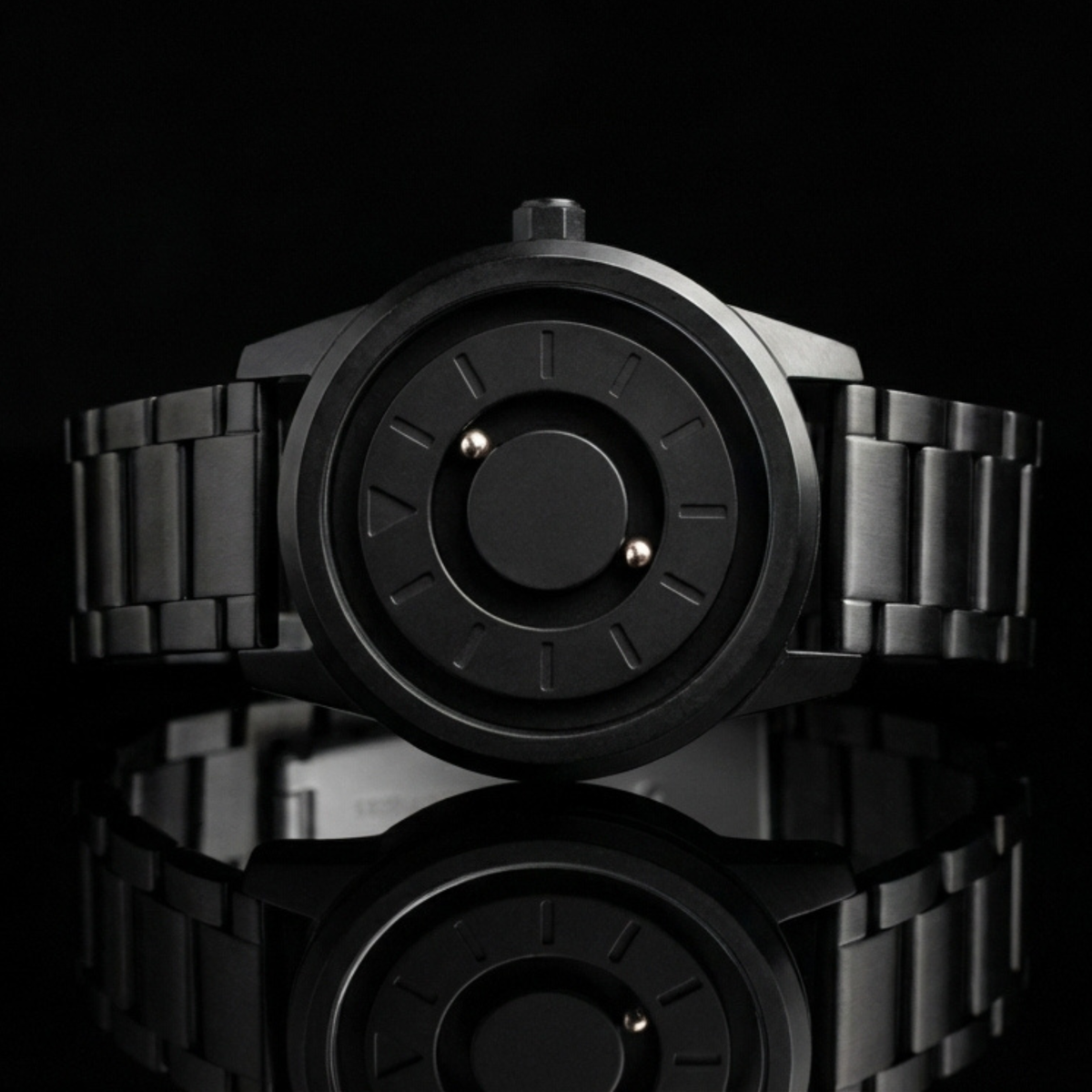 Magneto Metal Black Watch classic