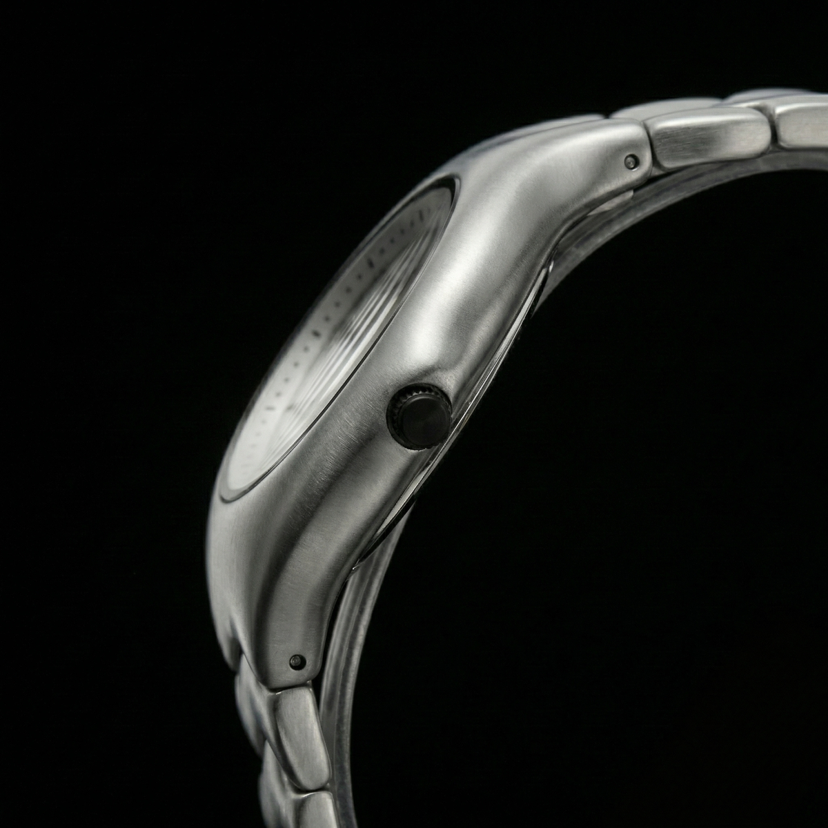 Noctrix Matt Chrome White